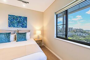 Darwin Waterfront Penthouse