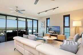 Darwin Waterfront Penthouse