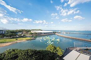 Darwin Waterfront Penthouse