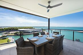 Darwin Waterfront Penthouse