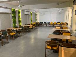 Hotel Govind Regency