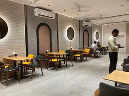 Hotel Govind Regency