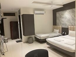 Hotel Govind Regency