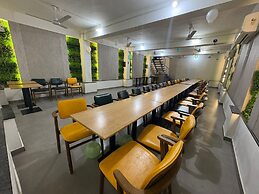 Hotel Govind Regency