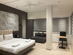 Hotel Govind Regency