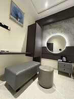 Hotel Govind Regency