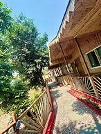 Bamboo Garden Cottages and Cafe