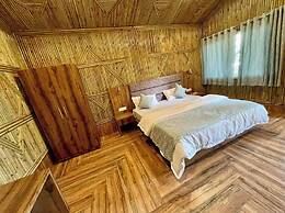 Bamboo Garden Cottages and Cafe