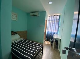 CheckInn Express Kuching