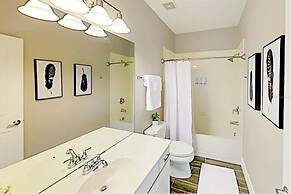 Beautiful Family Townhome, Near The Parks - 8000-104