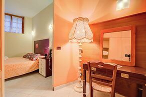 Rosemary Trilo 6 200 mt From sea