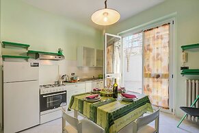 Rosemary Trilo 6 200 mt From sea