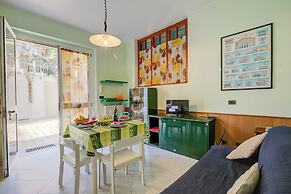 Rosemary Trilo 6 200 mt From sea