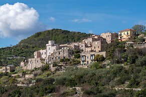 Rosemary Trilo 6 200 mt From sea