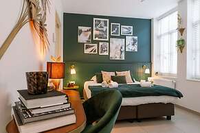 Art Deco Style Studio in the Heart of Bruges