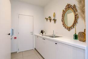 Art Deco Style Studio in the Heart of Bruges