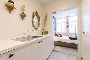 Art Deco Style Studio in the Heart of Bruges