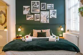 Art Deco Style Studio in the Heart of Bruges