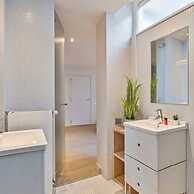 Apartment With Canal View in Heart of Bruges