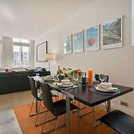 Apartment With Canal View in Heart of Bruges