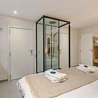 Apartment With Canal View in Heart of Bruges