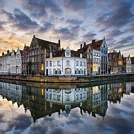 Apartment With Canal View in Heart of Bruges