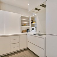 Apartment With Canal View in Heart of Bruges