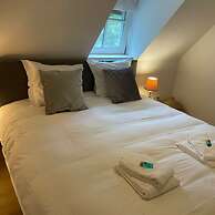 Two Guest-rooms in Stylish Villa - Free Bikes