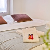 Cozy Apartment With Sea-view 1 min From Beach