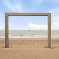 Cozy Apartment With Sea-view 1 min From Beach