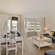 Cozy Apartment With Sea-view 1 min From Beach