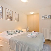 Cozy Apartment With Sea-view 1 min From Beach