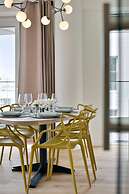 Bright Modern Apartment With Terrace Near Beach