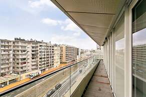 Bright Modern Apartment With Terrace Near Beach