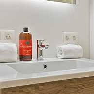 Majestic Apartment With Breathtaking Sea View