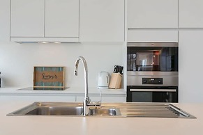 Majestic Apartment With Breathtaking Sea View