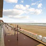 Majestic Apartment With Breathtaking Sea View