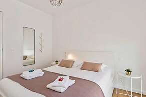 New Apartment Near the Beach With Stunning Seaview