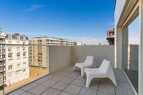 New Apartment Near the Beach With Stunning Seaview