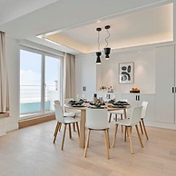 Panoramic Seaview Apartment in t Zoute