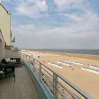 Panoramic Seaview Apartment in t Zoute