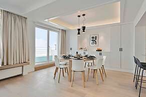 Panoramic Seaview Apartment in t Zoute