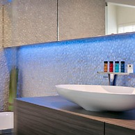 Spectacular Holiday-villa With Lounge-area and bar