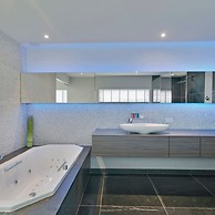 Spectacular Holiday-villa With Lounge-area and bar