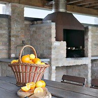 Spectacular Holiday-villa With Lounge-area and bar