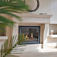 Spectacular Holiday-villa With Lounge-area and bar