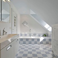 Spectacular Holiday-villa With Lounge-area and bar