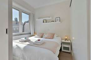 Sunny and Stylish Studio at the Zeedijk of Knokke