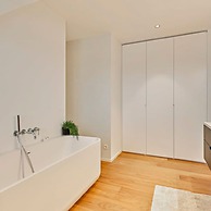 Majestic new Penthouse With 2 Parkings