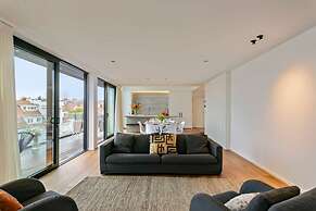 Majestic new Penthouse With 2 Parkings